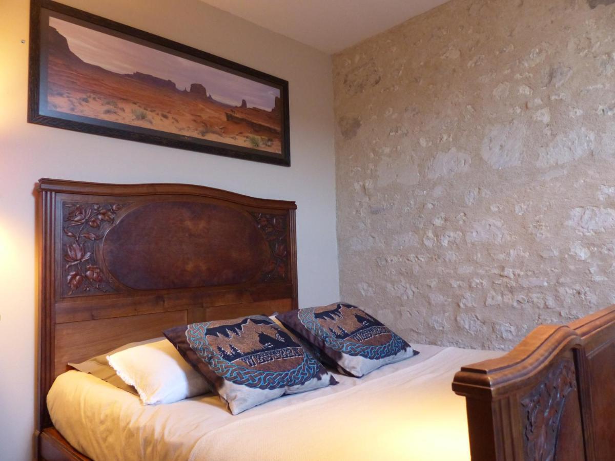 La Sacristie Bed and Breakfast Nouâtre Eksteriør billede