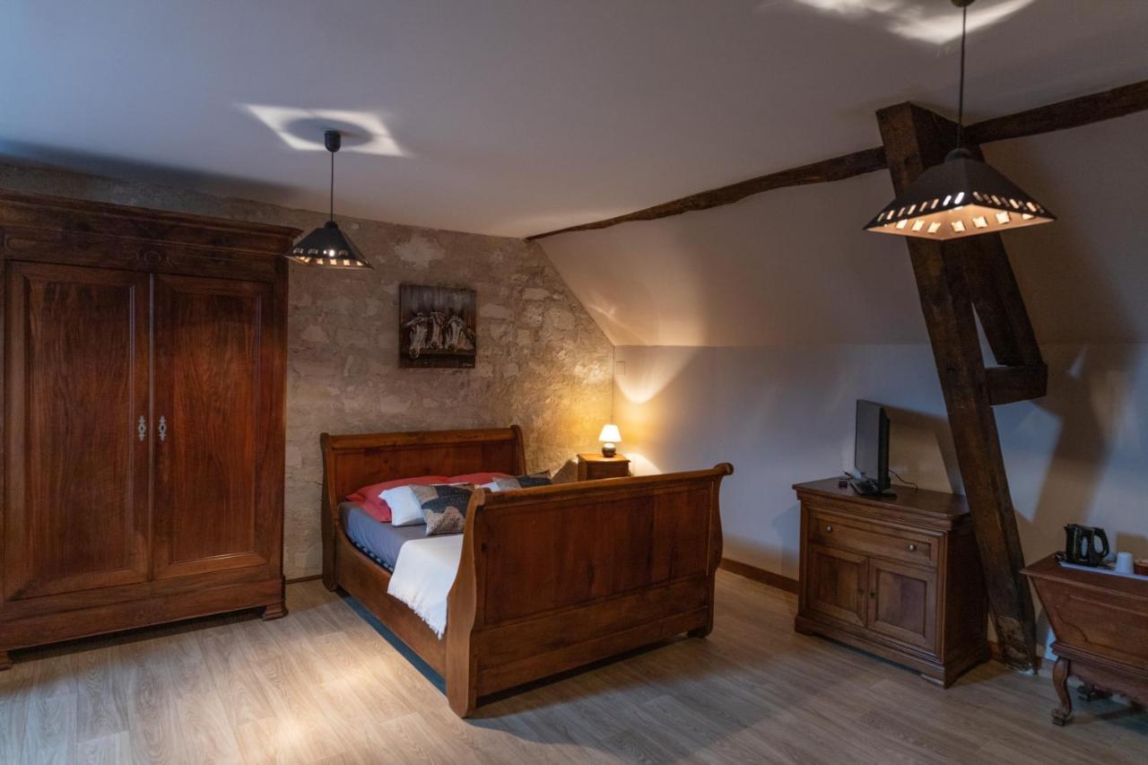 La Sacristie Bed and Breakfast Nouâtre Eksteriør billede